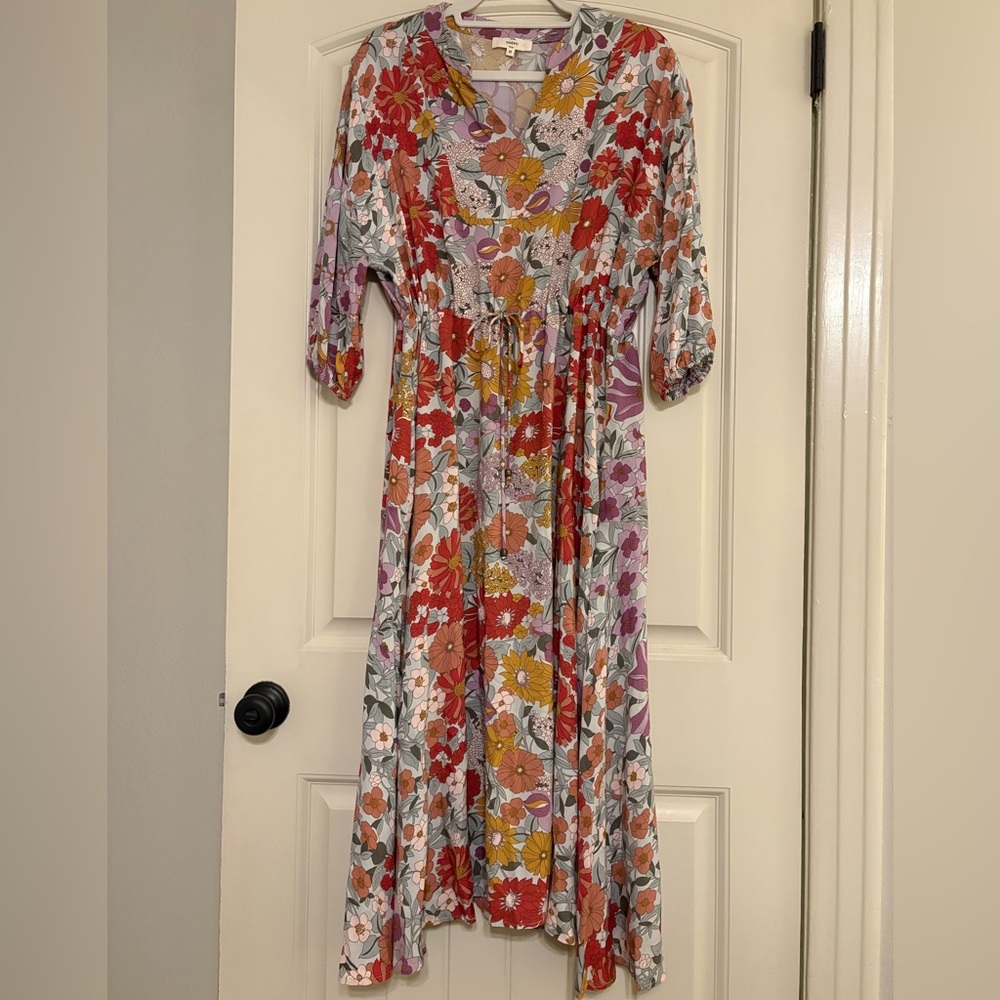 Entro Floral Maxi Dress